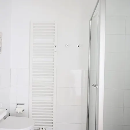 Viktoriastraße 6, Whg.7, V.-residenz *